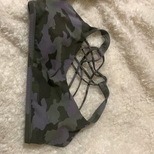 Lululemon size 14 sports bra